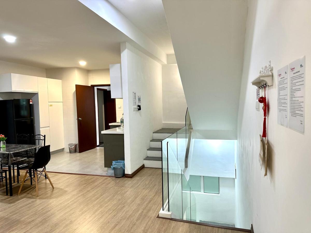Springfield 3-Storey Cheerful Townhouse #Yoyo Homestay Sandakan Exterior foto